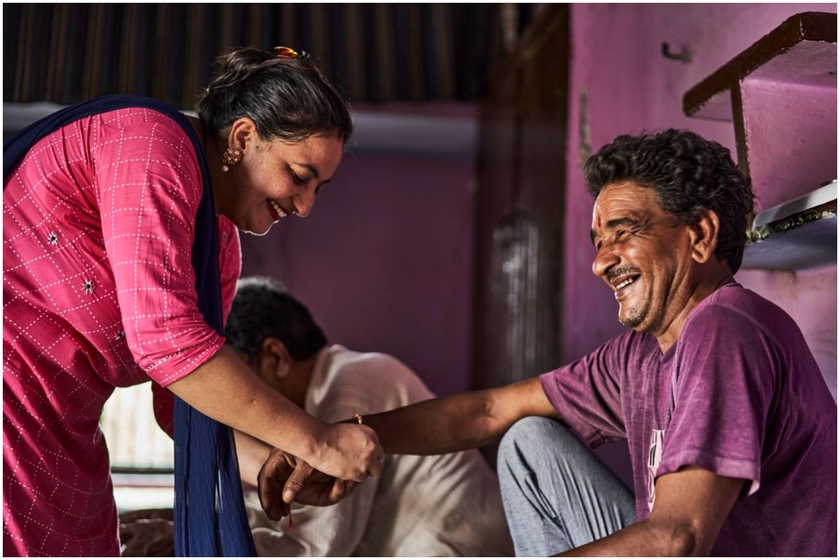 Raksha Bandhan 2021: Wishes, Greetings, Images, SMS, Quotes And Whatsapp Messages That You Can Share With Your Siblings