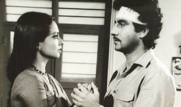 राज बब्बर से गुस्सा होकर बेतहाशा नंगे पांव सड़क पर भागी थीं रेखा, इस ...