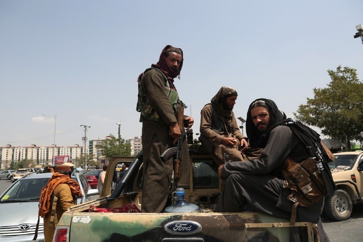 Afghanistan Crisis LIVE Updates: Troops to Stay in Afghanistan to Evacuate Americans, Says Biden; IMF Blocks Funds From Taliban