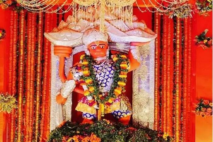 bhagwan ki arti kyo ki jati hai importance of arti after pooja astrology significance of aarti