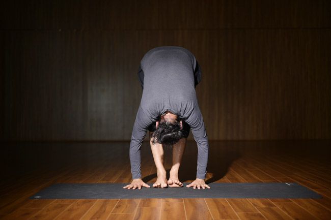 Yoga asanas for strong Nails