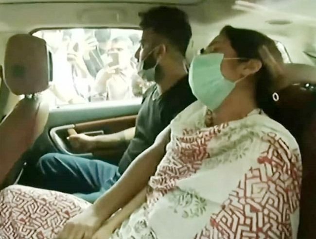 Shehnaaz looked unbelievably broken