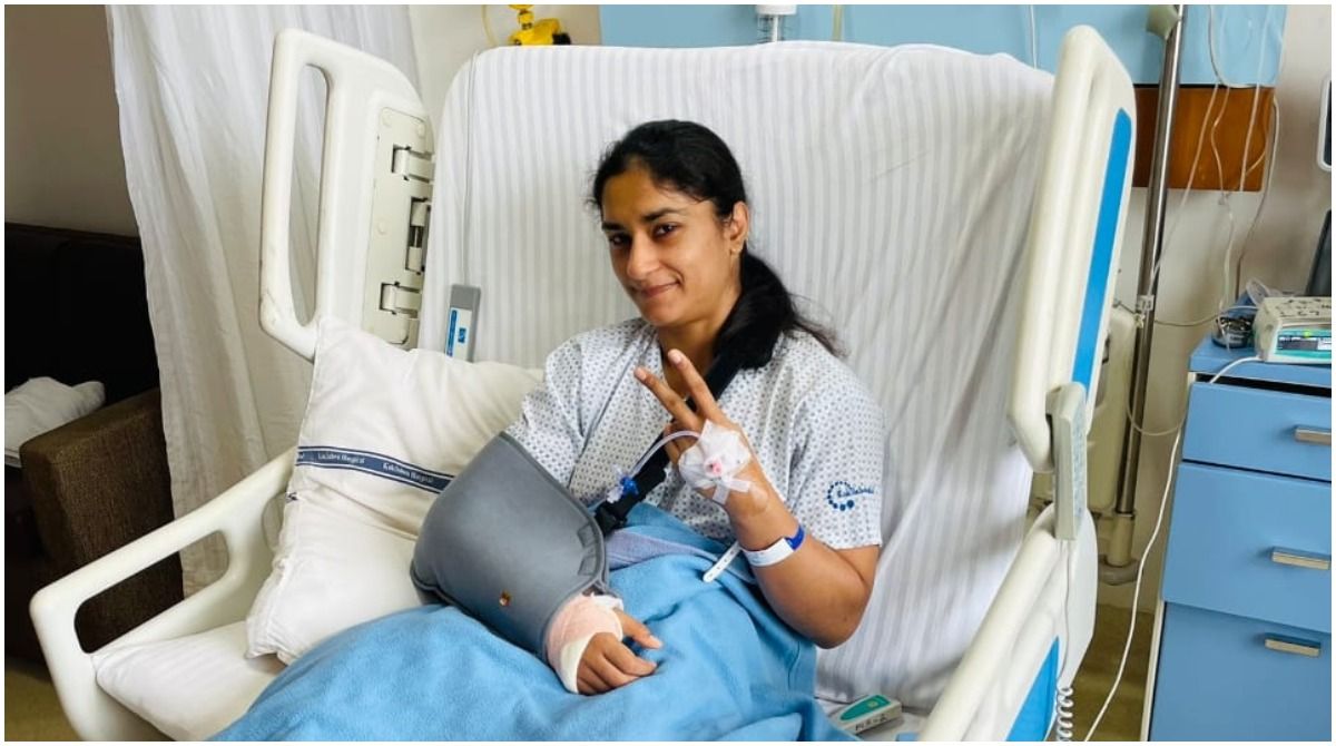 Star Wrestler Vinesh Phogat Undergoes Elbow Surgery | Sports news ...