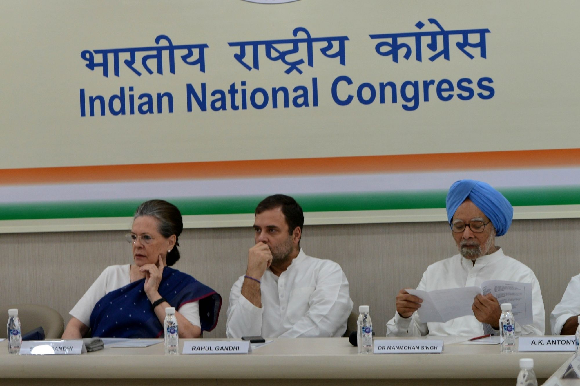 Congress leaders Sonia Gandhi, Rahul Gandhi and Manmohan Singh. (File photo)