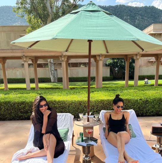 Rhea Kapoor-Masaba Gupta Give BFF Goals