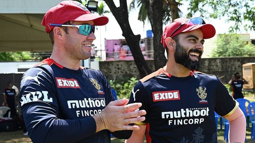 Virat Kohli Admits Missing AB de Villiers at RCB; Reveals he is in Constant Touch With Him Over Phone | WATCH VIDEO