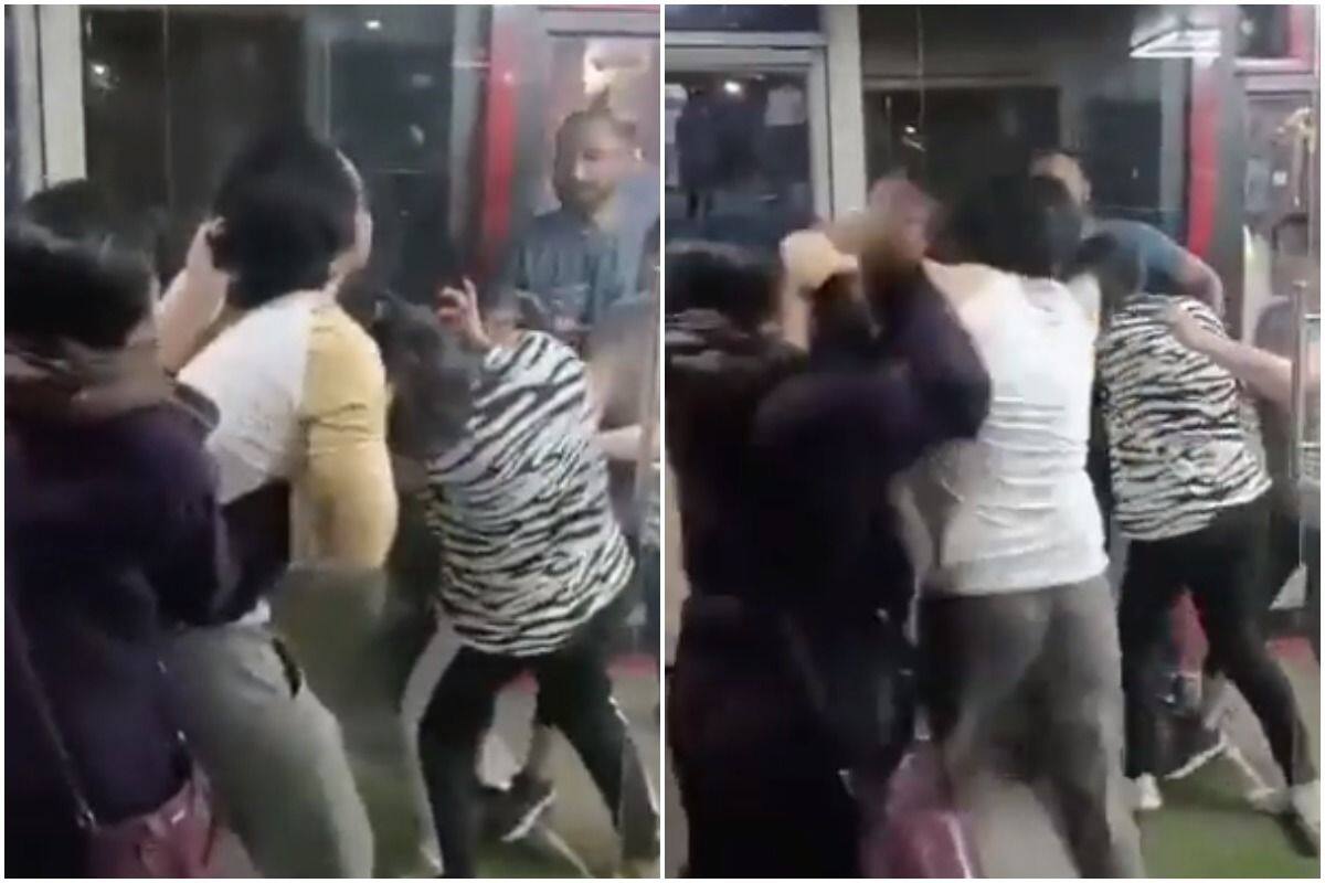 Viral Video: Wife Thrashes Husband & His Girlfriend With Chappal After  Catching Them Red-Handed in Gym | Watch