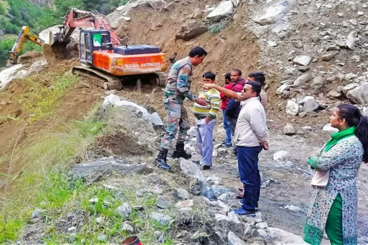 11 Trekkers Missing At Lamkhaga Pass Between Uttarakhand to Himachal, Search Ops On