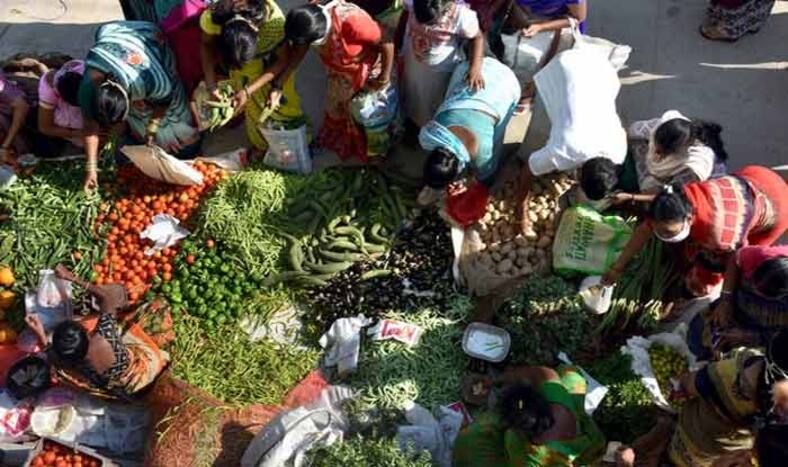 brinjal-at-rs-60-per-kg-vegetable-prices-shot-up-in-odisha-due-to