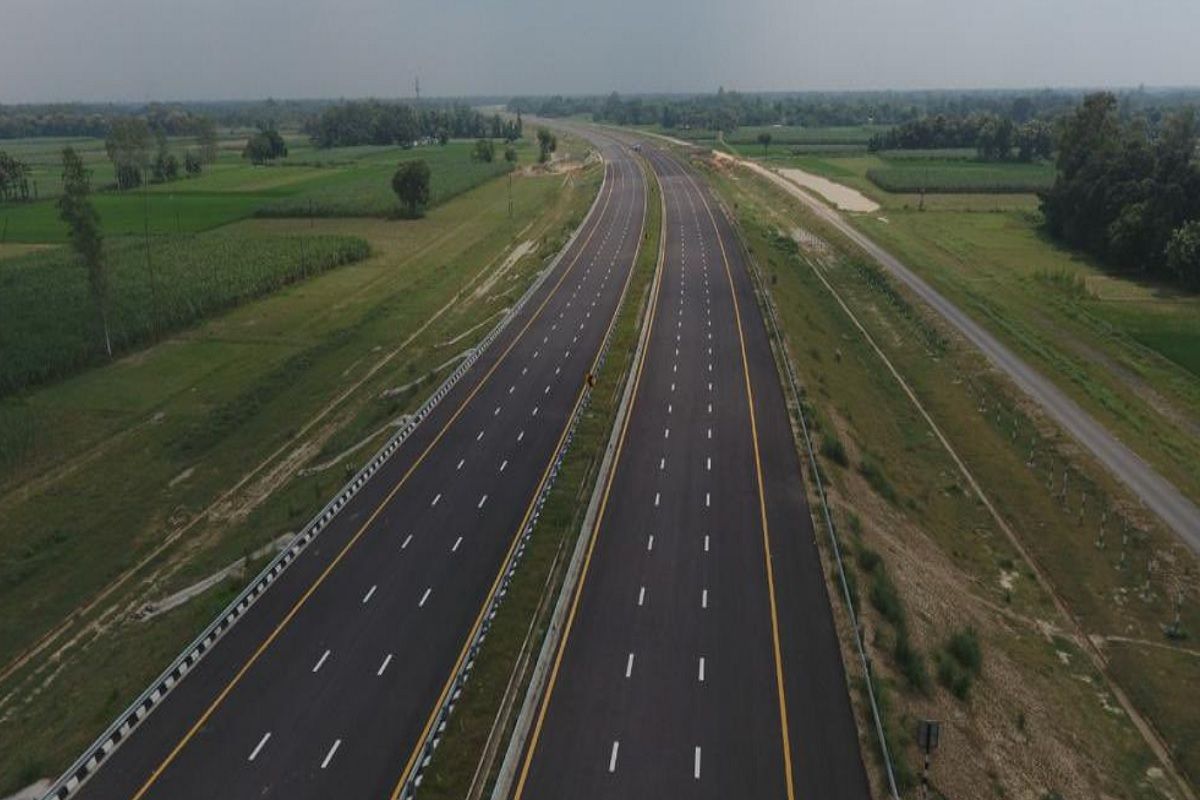 Coming Soon: 340 Km Long Purvanchal Expressway Connecting Lucknow to  Ghazipur | Photos