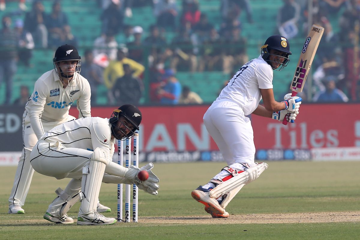 India vs New Zealand, 1st Test: शुबमन गिल की अर्धशतकीय पारी से लंच तक भारत  का स्कोर 82/1 - India vs new zealand st test shubman gills half century  inning help indias