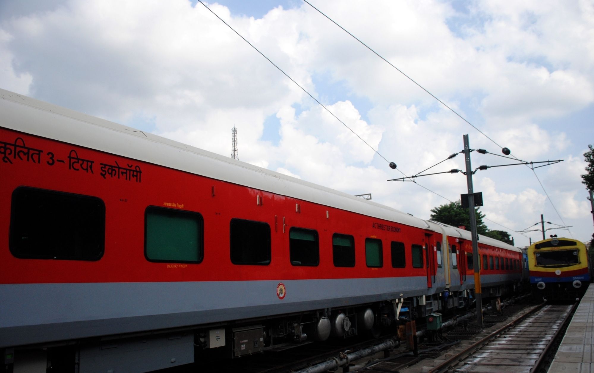 Indian Railways to Resume Catering Services With Cooked Food in THESE