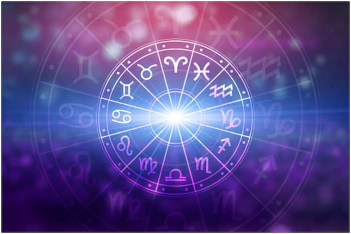 Horoscope Today, November 01, Monday: Virgo and Capricorn Can Expect A