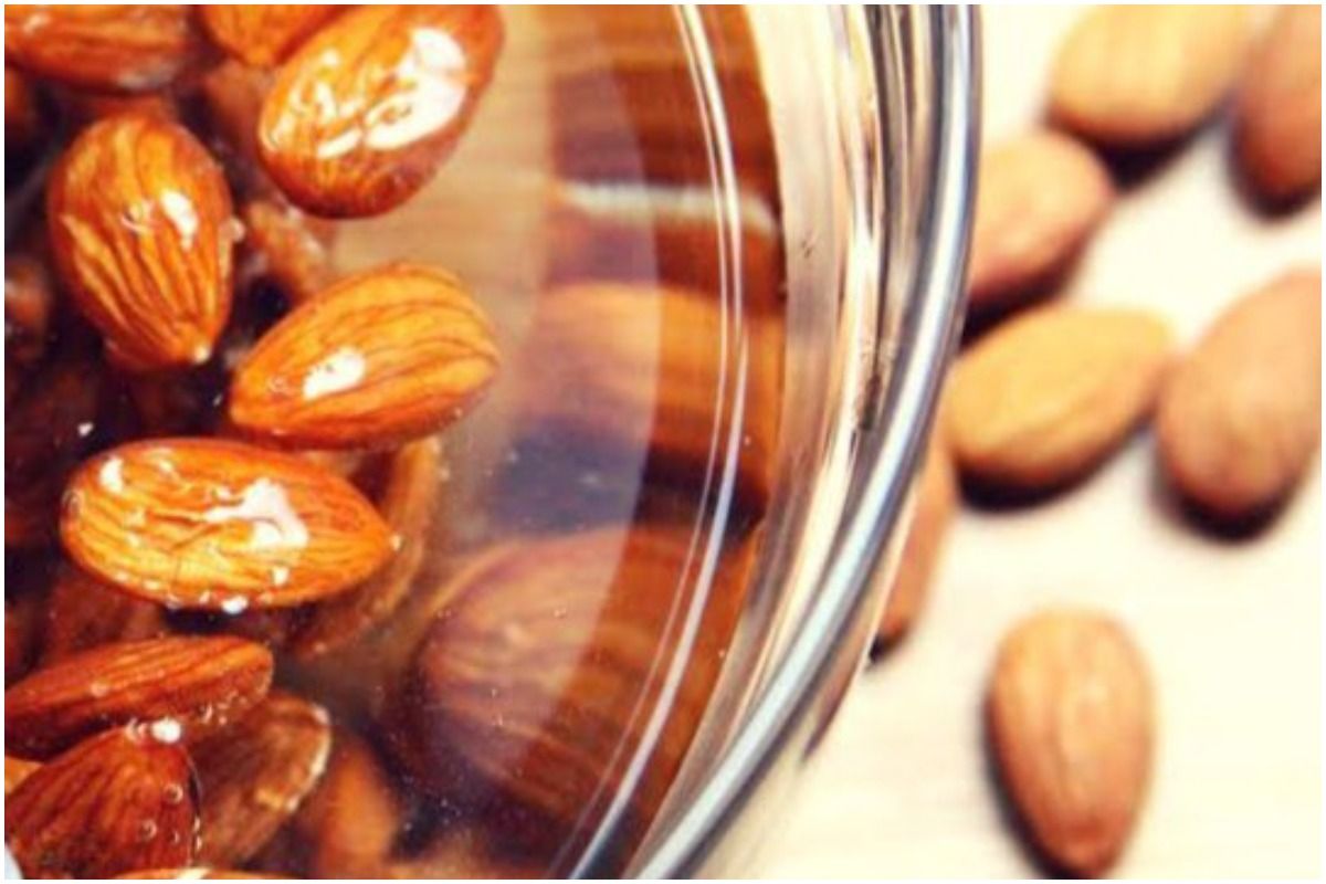 Badaam Ke Fayde: Should You Have Soaked Almonds in Winter?