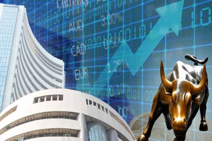 Sensex ends up by 400 Points