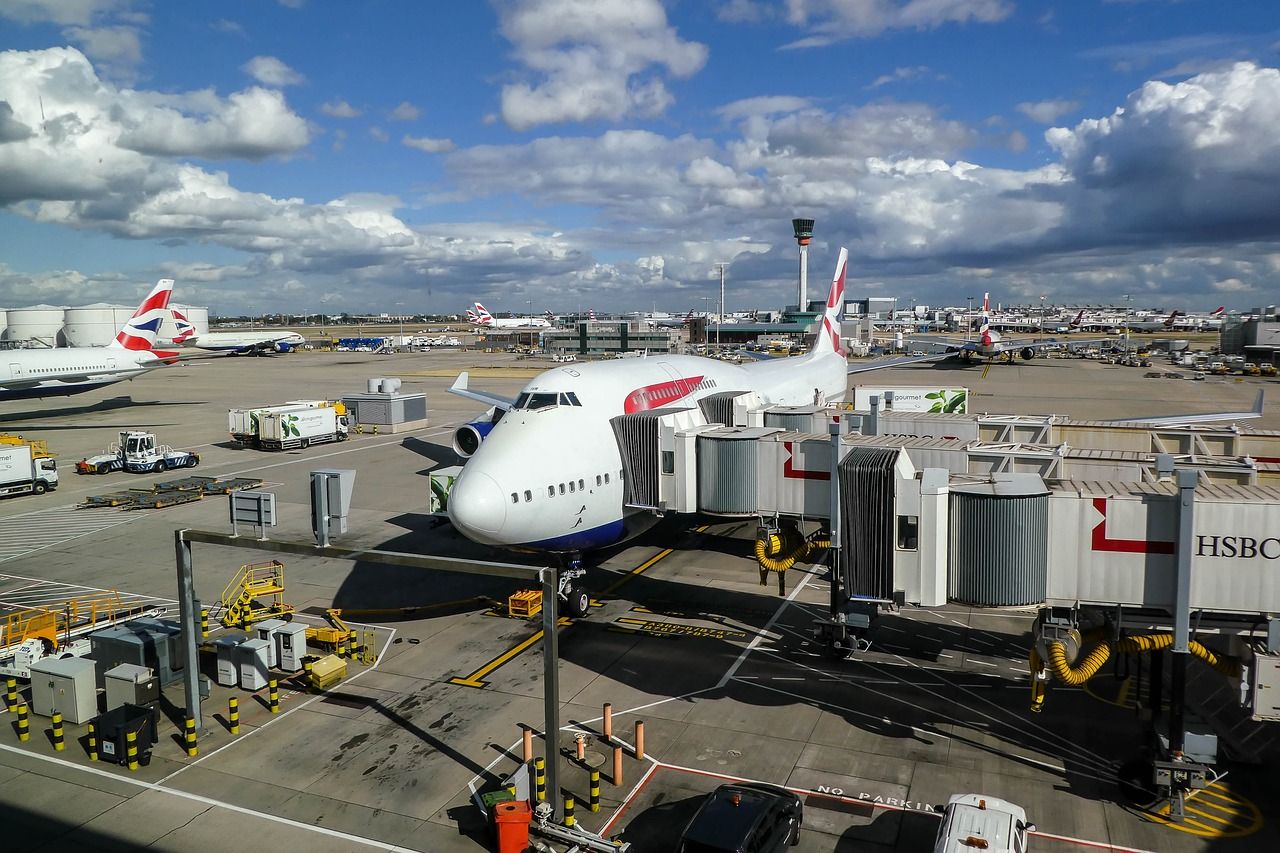 British Airways Suspends Four Cabin Crew After Alleged Drunken Misconduct at Belfast Hotel
