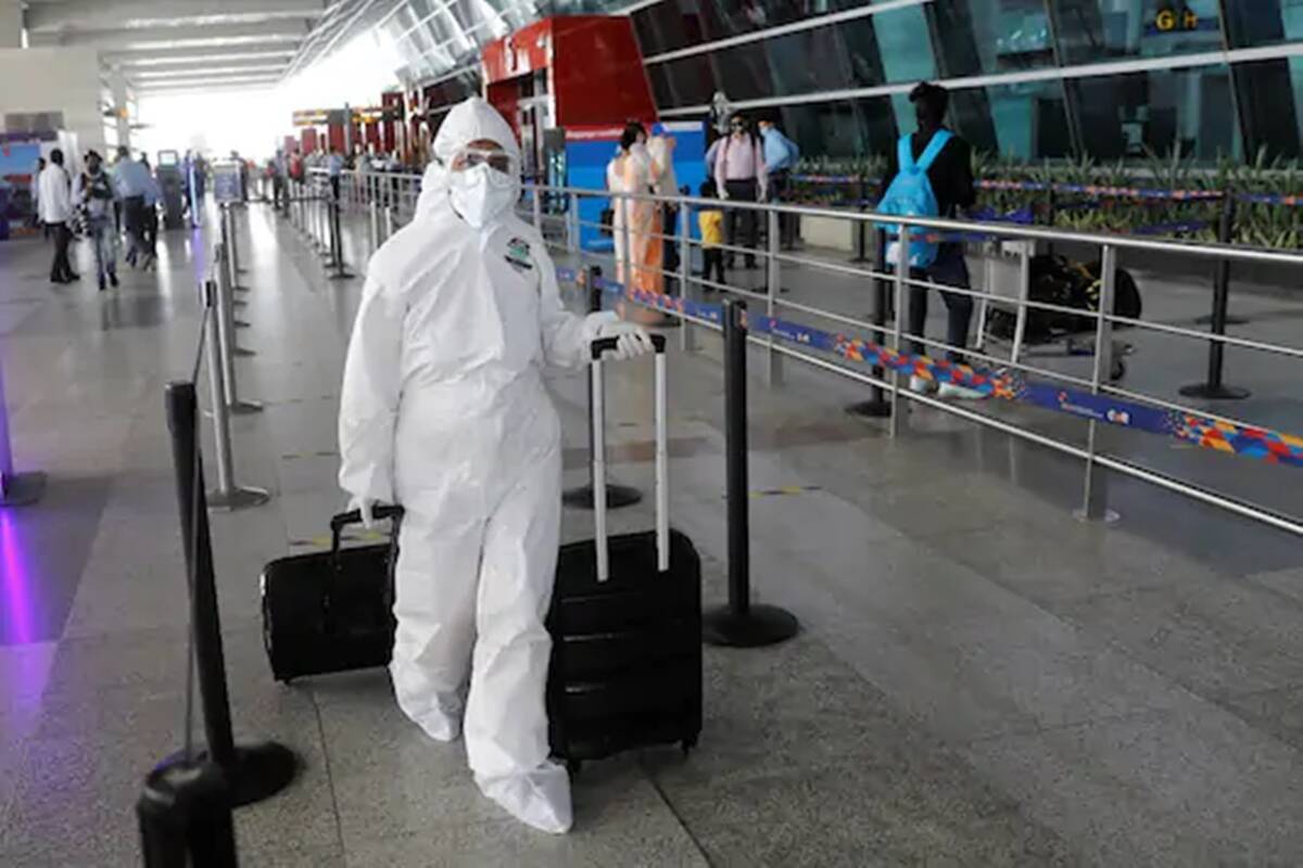 As Delhi Airport Chaos Pictures Go Viral, Union Aviation Minister Jyotiraditya Scindia Steps In