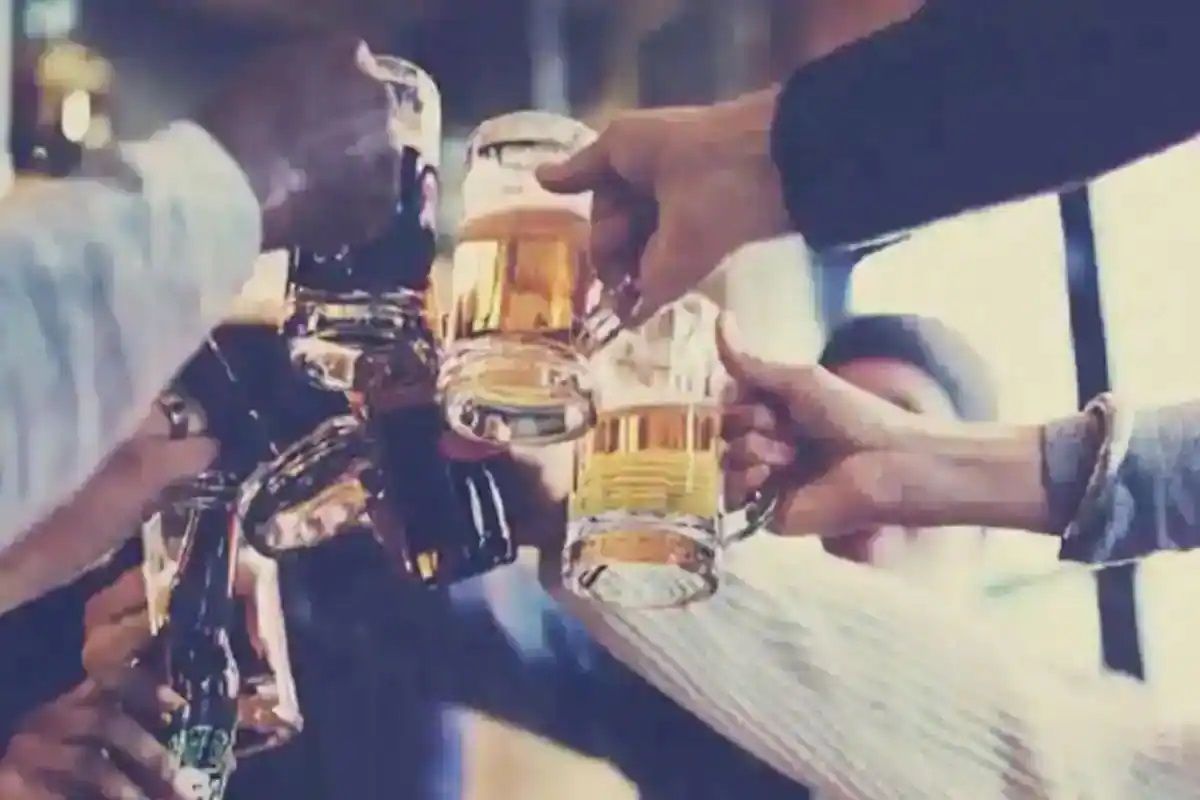 Liquor News देश के इस राज्य में क्रिसमस के दौरान लोग गटक गए 150 करोड़