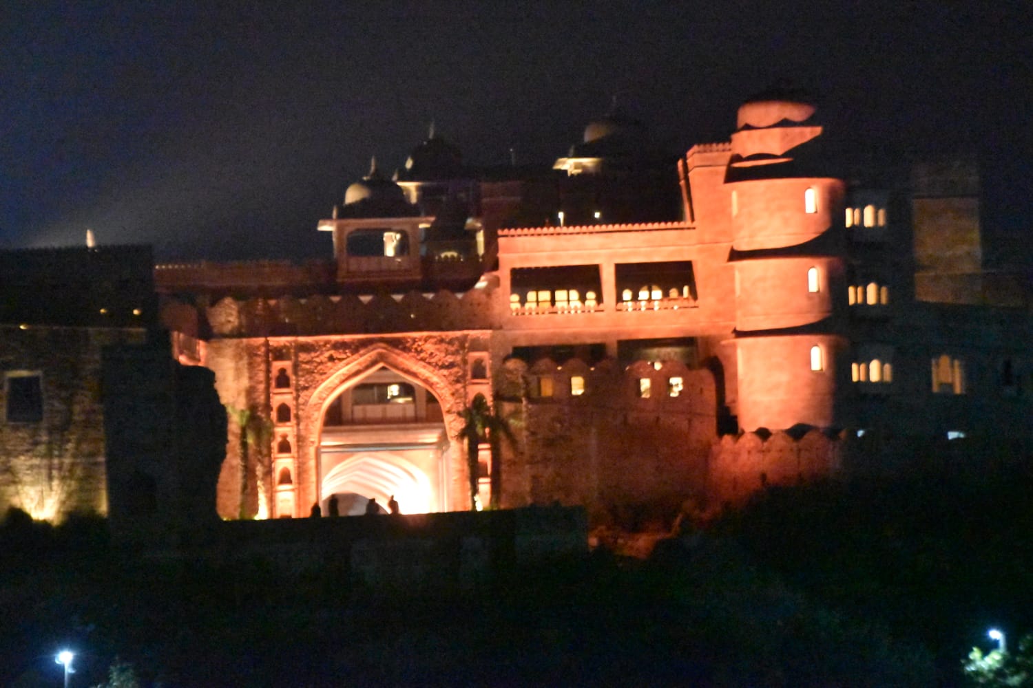 The Lavish Six Senses Fort Barwara Decorated With Lights Ahead of Wedding (Picture Credits: Zee media)