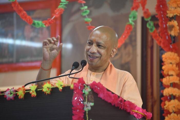 Chief Minister Yogi Adityanath will announce these gifts at a conference of 1.25 lakh Panchayat representatives of the state at the Defense Expo Ground.