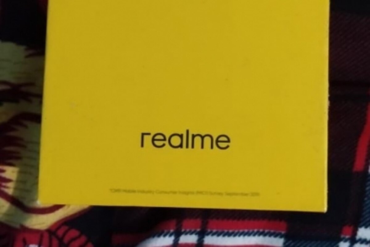 realme x7 max december update