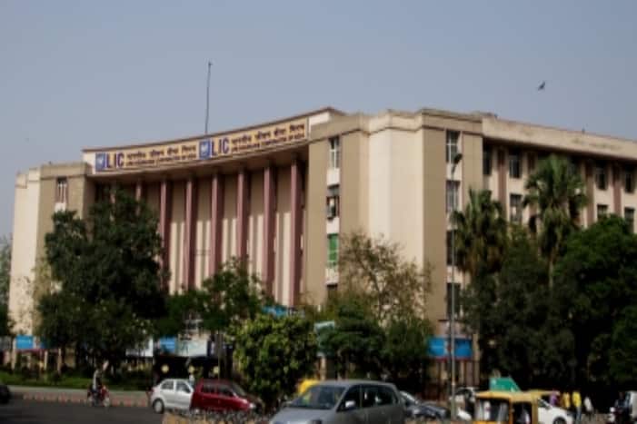 lic ipo details: Can You Apply For LIC IPO Using UPI? Know Here