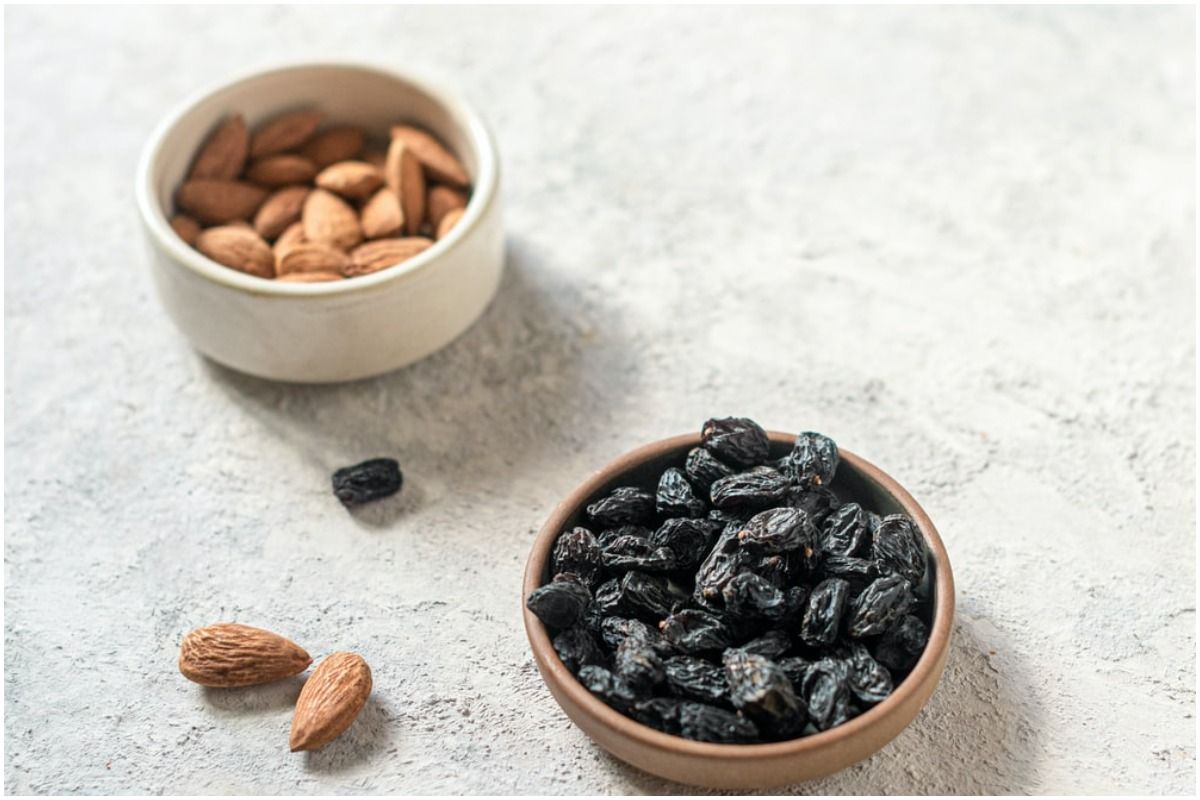 Include These Dry Fruits in Your Daily Diet to Keep Winter Illness