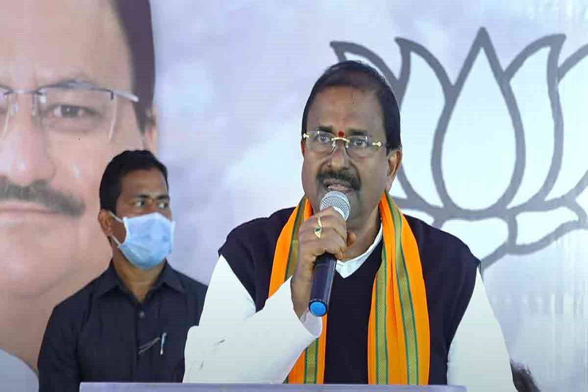 Cast 1 Crore Votes And We Will Provide Liquor For Rs 70&#39;: Andhra BJP  President Promises | India.com