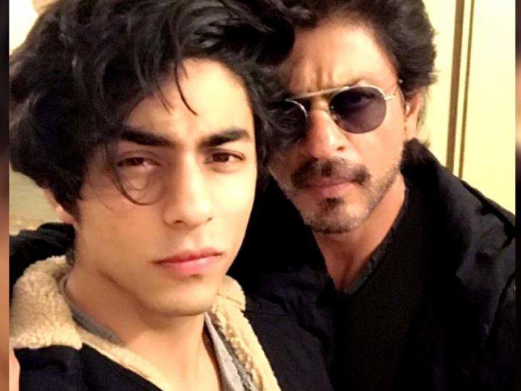WeStandWithSRK