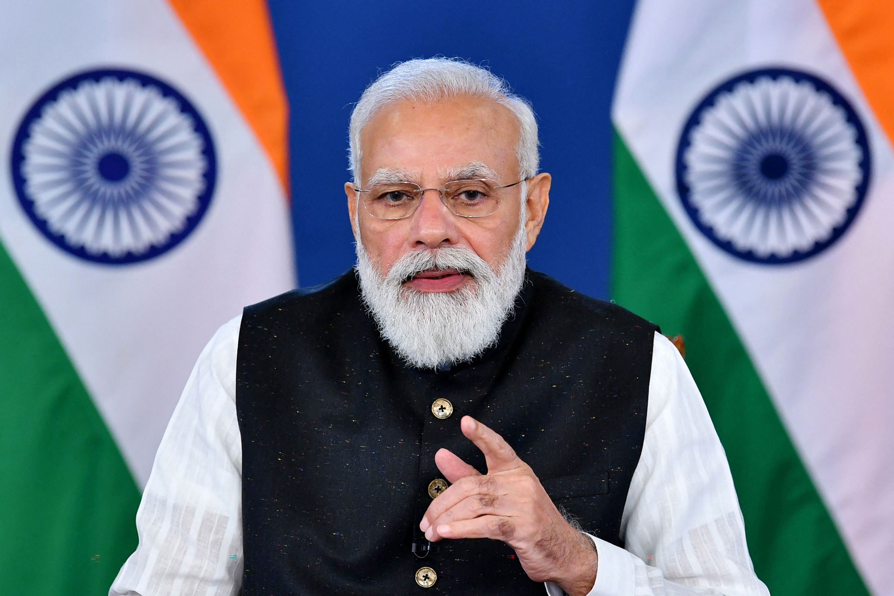 The prime minister said the country is witnessing a silent revolution in the form of Digital India and no district should be left behind in this.