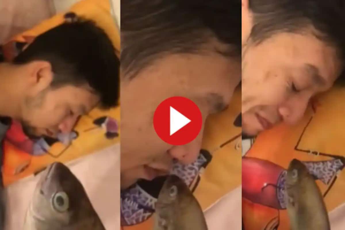 Viral Video: Wife Plays Funny Prank on Husband While He Was Sleeping, Watch His Reaction Viral Video: Wife Plays Funny Prank on Husband While He Was Sleeping, Watch His Reaction