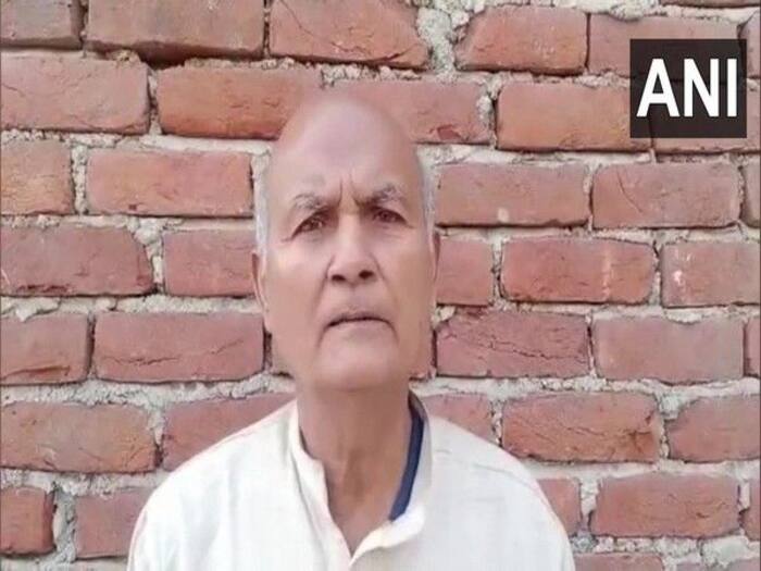 The man Brahamdev Mandal is a resident of Puraini area in Madhepura district.