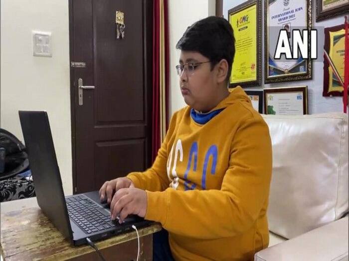 Indore Boy Who Wrote 250-Verse Abridged Version of Ramayana Awarded PM Rashtriya Bal Puraskar
