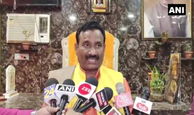 Assembly elections 2022, BJP Dara Singh Chauhan, Samajwadi Party, SP, Swami Prasad Maurya, UP Assembly Election 2022, UP Assembly Polls 2022, yogi Adityanath, Akhilesh Yadav, UP cabinet, BJP, Dara Singh Chauhan, BJP MLA, Ravindra Nath Tripathi, Bhadohi, UP, Politics,