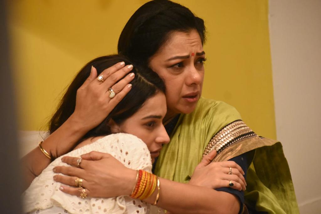 Anupama was able to console Malvika aka Mukku after she broke down at Kapadia house 