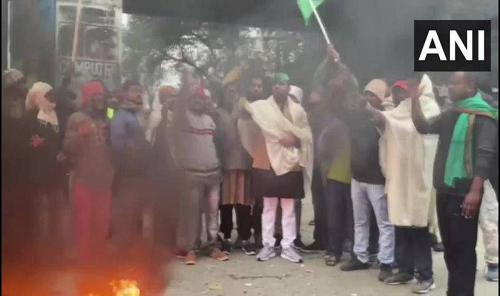 Bihar Bandh Updates: दरभंगा में रोकी ट्रेन-पटना में चक्का जाम, RRB-NTPC Results के विरोध में छात्रों का प्रदर्शन