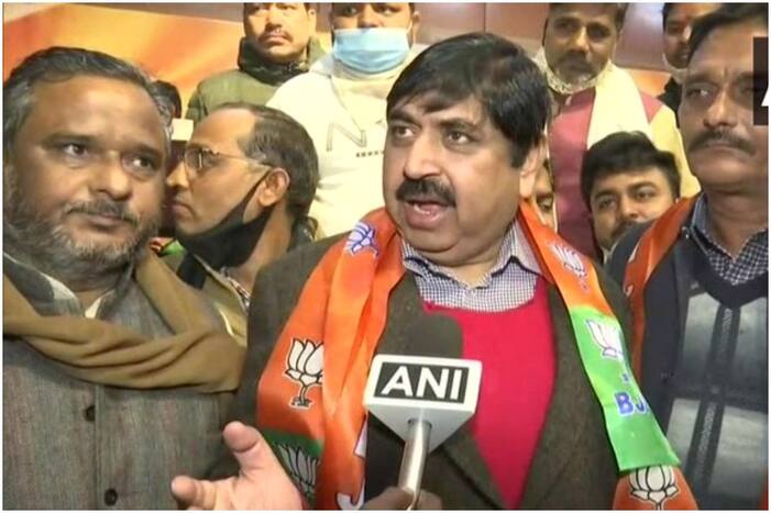 सपा से BJP में शामिल हुए प्रमोद गुप्ता का आरोप- अखिलेश ने मुलायम को बनाया बंधक, किसी से मिलने नहीं देते