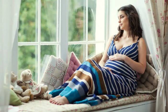 Pregnancy Tips: प्रेगनेंसी के दौरान ये 6 लक्षण नजर आएं तो हो सकती है डिप्रेशन की समस्या