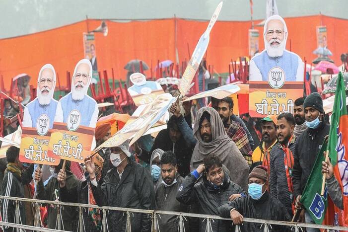 Uttarakhand bans poll rallies, shuts schools till Jan 16. Full guidelines here