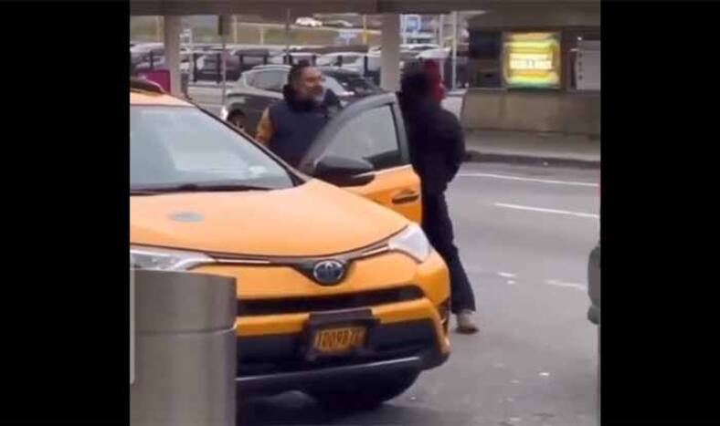 Consulate General of India, New York, Sikh taxi driver, Sikh, taxi driver, US, US authorities, violence, India, NRI, indian origin, Viral video,