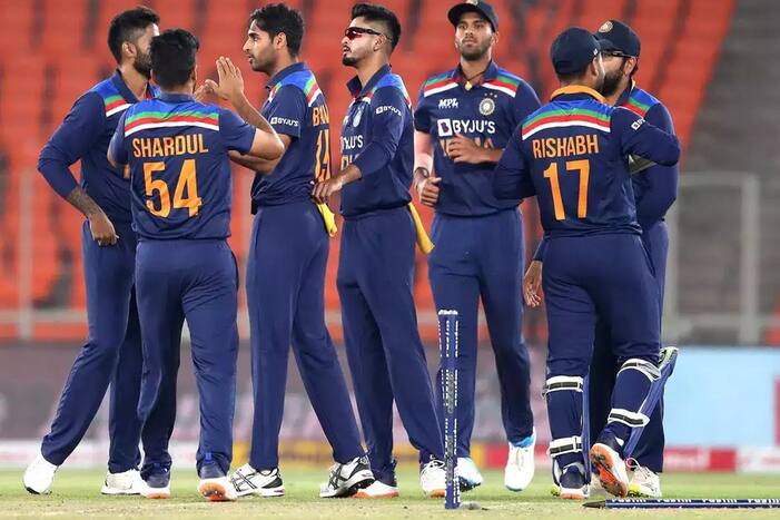 IND vs SA: भारत की ODI टीम में बड़ा बदलाव, साउथ अफ्रीका दौरे पर इन 2 खिलाड़ियों को किया शामिल