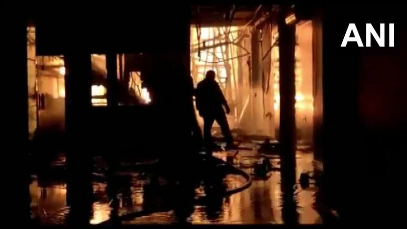 Thane: Fire Breaks Out At Furniture Godown in Bhiwandi's Sumaras Chamunda Complex
