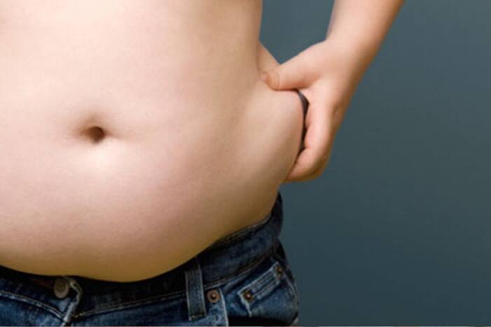 Tips to reduce belly fat: क्‍या आपकी भी लटक रही है तोंद, आजमाएं ये 5 आसान टिप्‍स