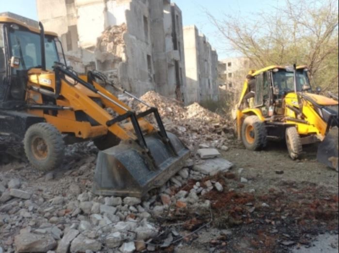 Indian Building Code Delhi: 4 Killed After Portion of Building Collapses in Bawana