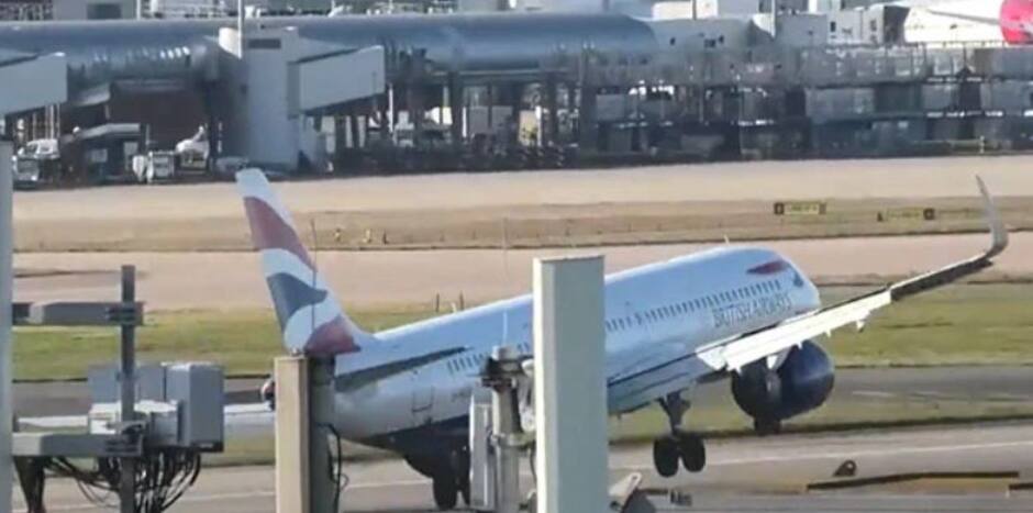 Video: British Airways Forced to Abort Landing at London's Heathrow Amid Strong Winds of Storm Corrie