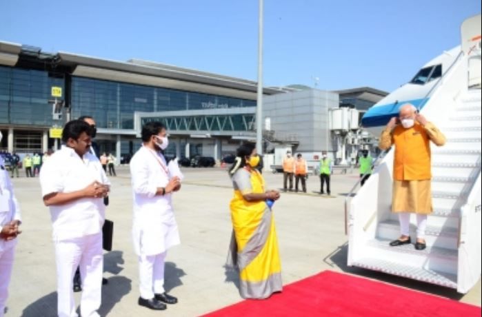 PM Modi Reaches Hyderabad For Big Event, CM KCR Skips Airport Welcome
