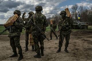 Russia Vs Ukraine: Here's How Russian Military Outnumbers Ukrainian Forces