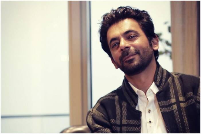 sunil grover discharge from hospital after 4 bypass surgery for heart attack