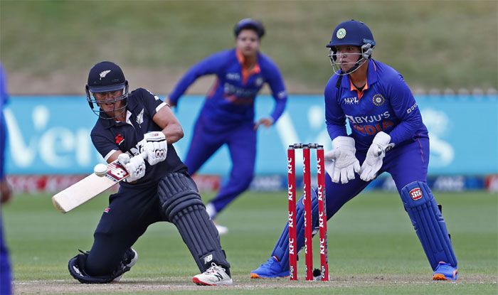 INDw vs NZw: लगातार 4 वनडे हारकर गेंदबाजों पर फूटा कप्तान Mithali Raj का गुस्सा, बोलीं- वर्ल्ड कप से पहले यह चिंता की बात