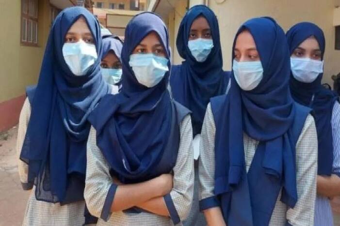 Karnataka schools, karnataka hijab row, hijab, karnataka news, udupi, udupi hijab row